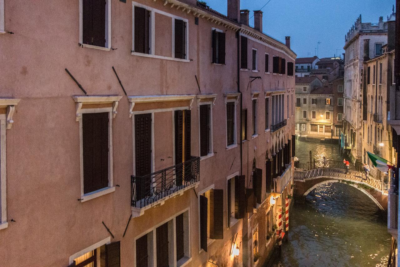 Ferienwohnung Rialto Bridge Large Venetian Style With Lift Exterior foto